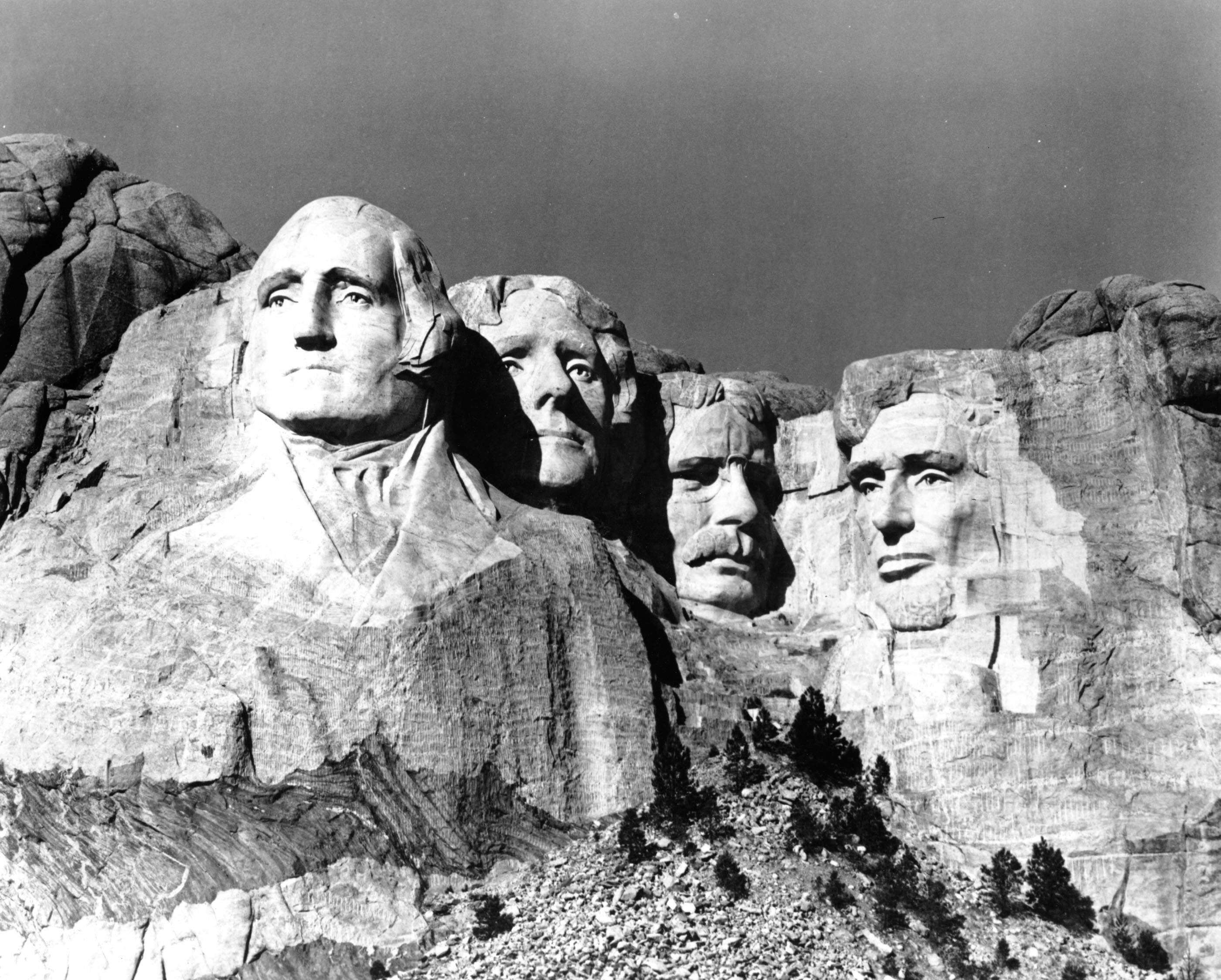 mount rushmore after completion